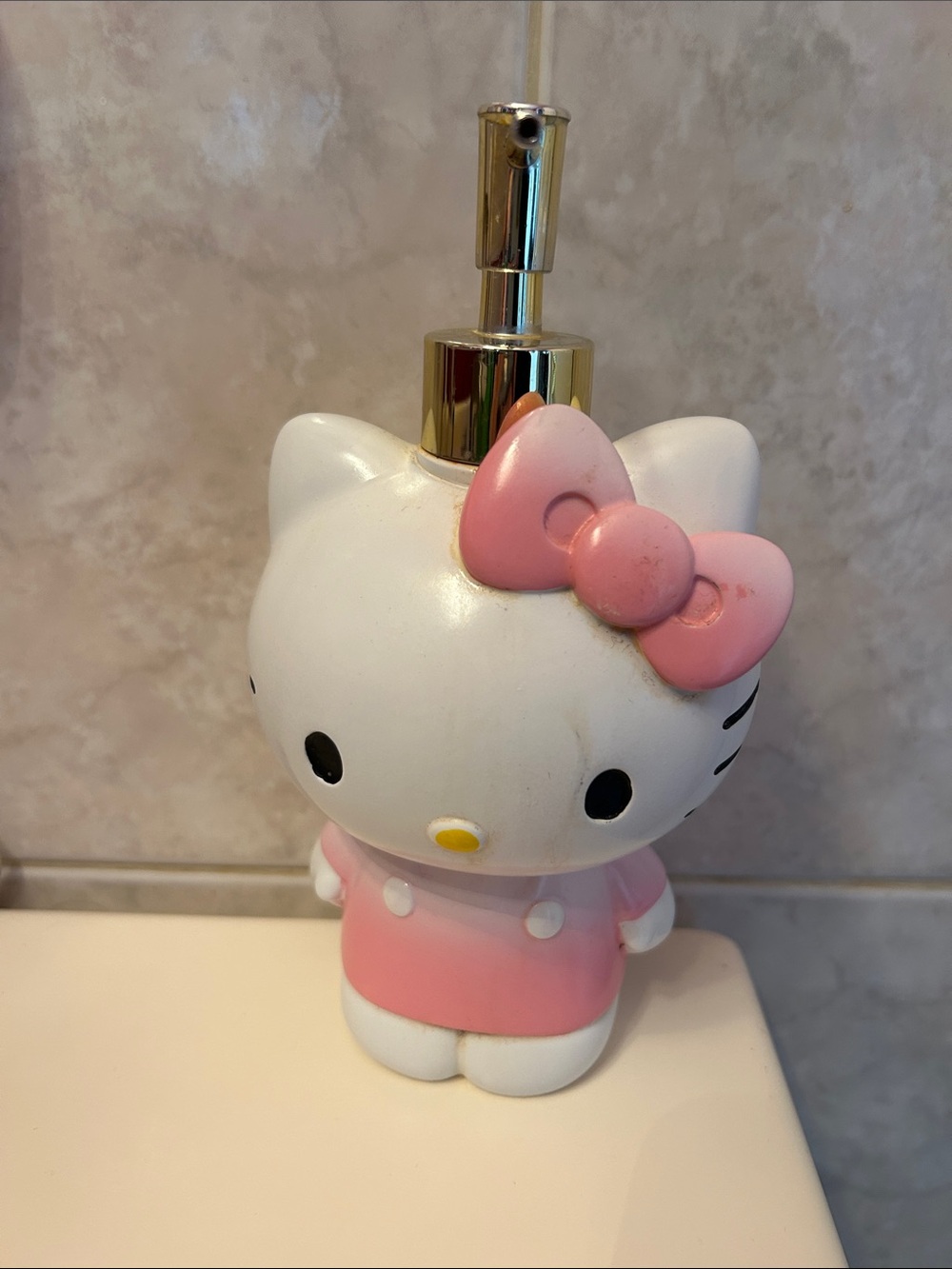 Hello Kitty soap dispenser- as is